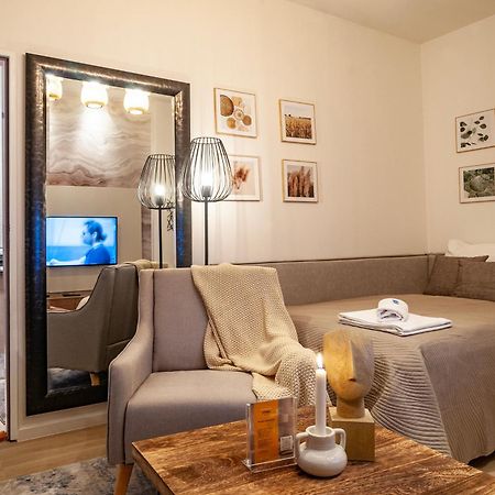 Sting Boutique Apartments Острава Екстер'єр фото